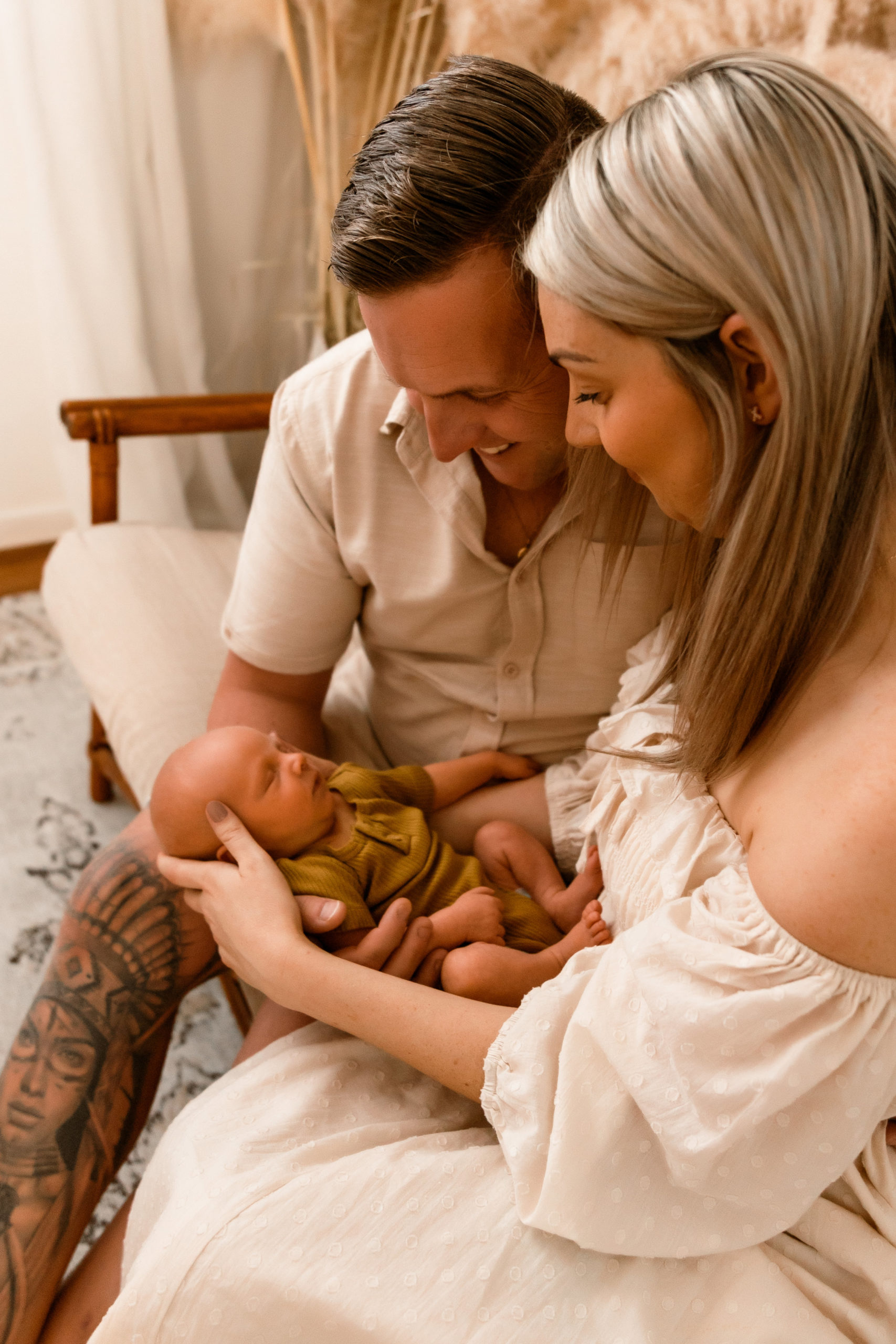 Brisbane Newborn Photography based in Brookwater, Ipswich. Gentle, timeless and loved-up photography for new mothers and cherished babies