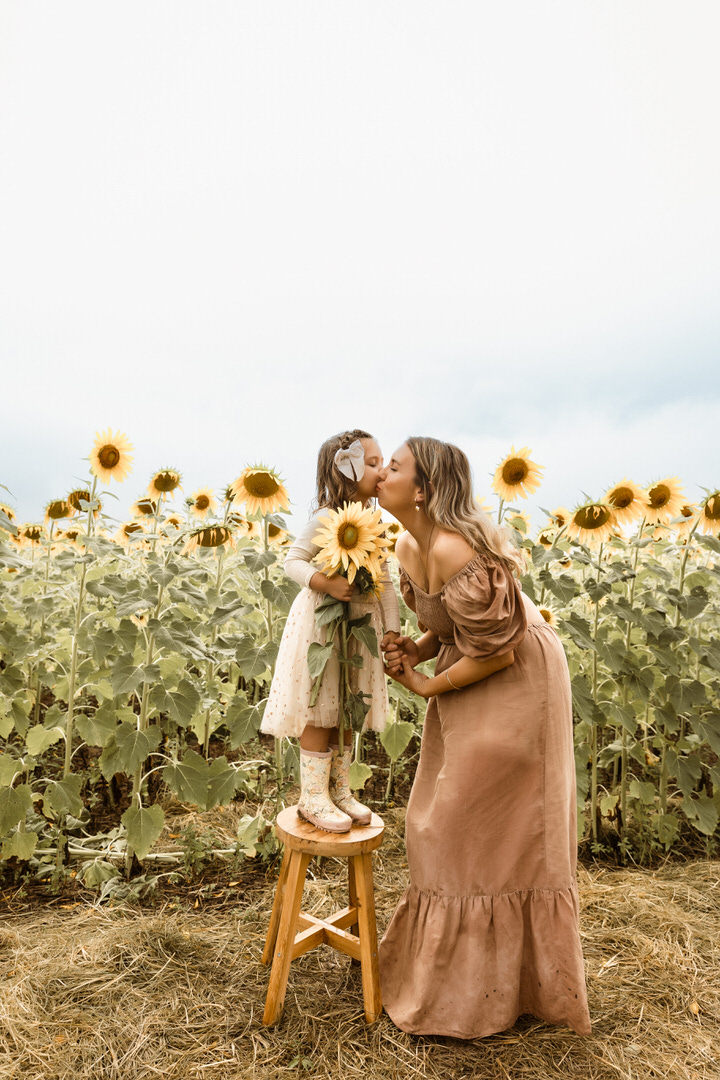 Rainy Day photography - mama in the sunflowers